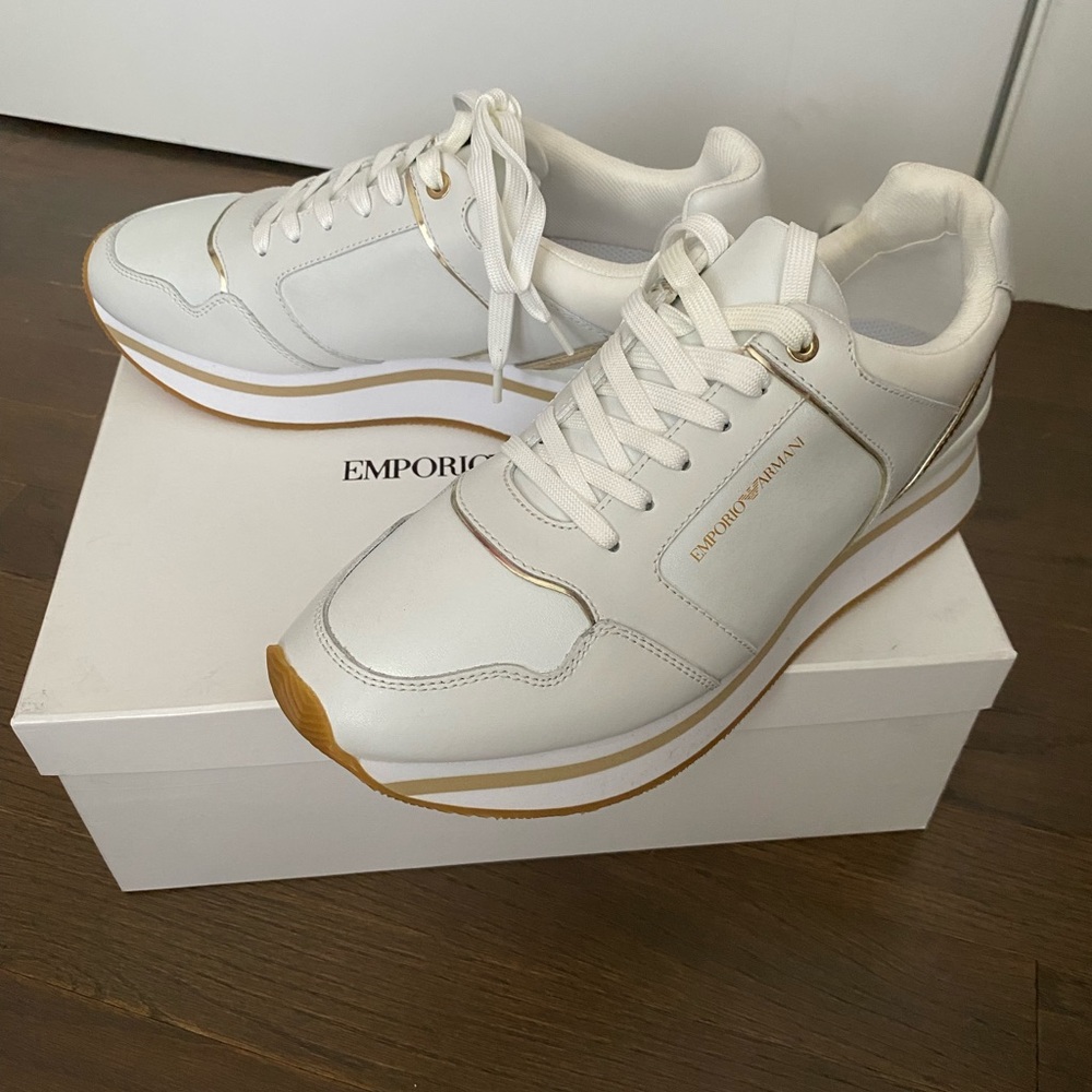 - Emporio Armani white sneakers size 39US NWT
